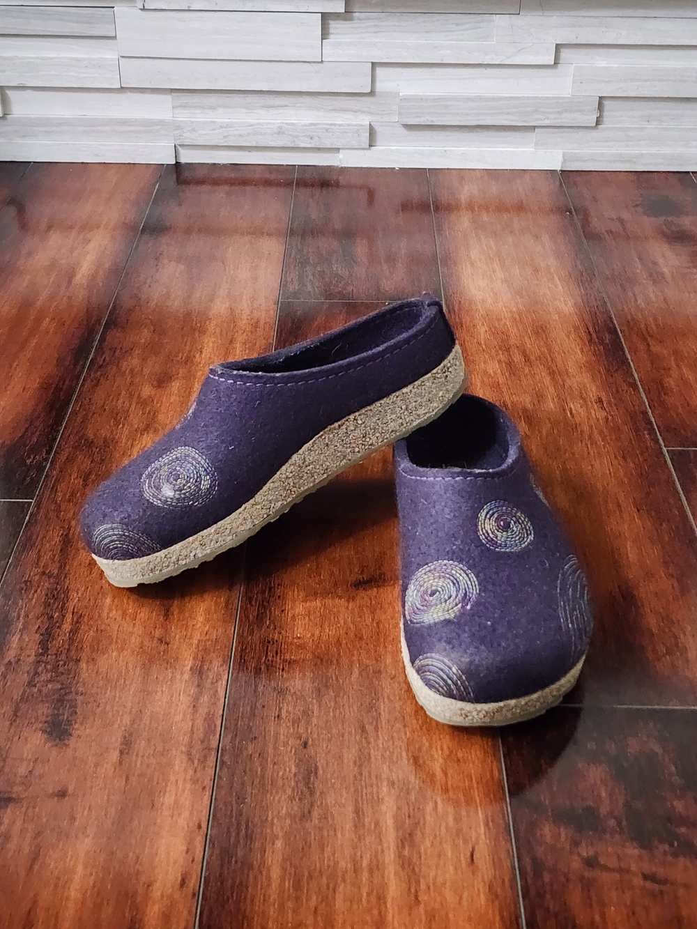 Haflinger Purple Wool Felt Clogs | US 6 | EU 37